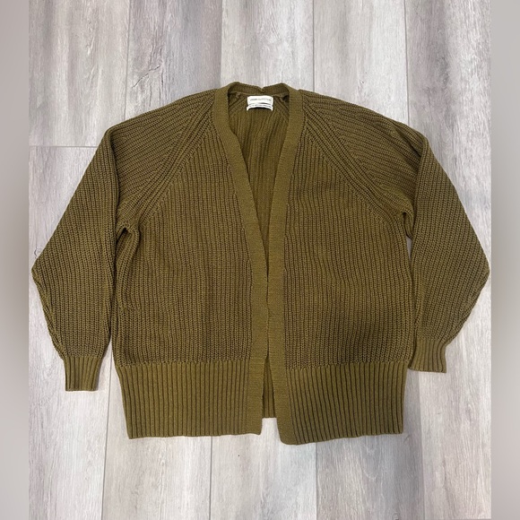 Urban Outfitters Cable Knit Sweater With Pockets - Picture 3 of 4